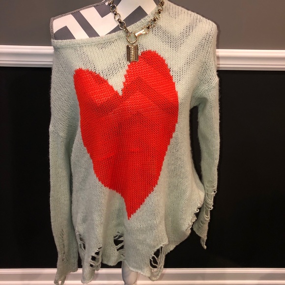 Wildfox white Label Happy Heart Distressed Sweater - Picture 4 of 7